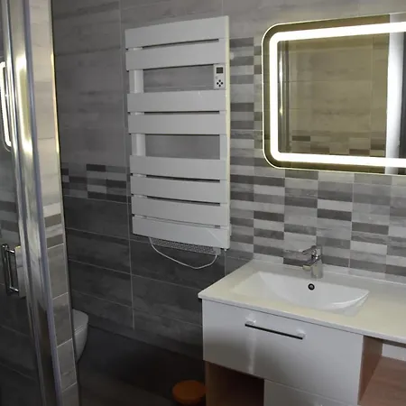 Апартаменты De Grigny 2 *