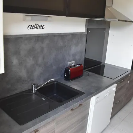 Апартаменты De Grigny 2 Eclaires